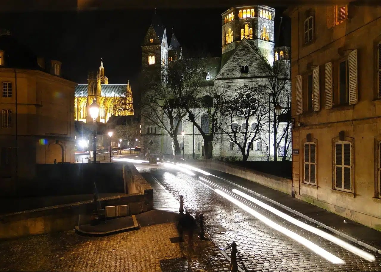 Metz secret : plongez dans les mystères et anecdotes insolites de la ville